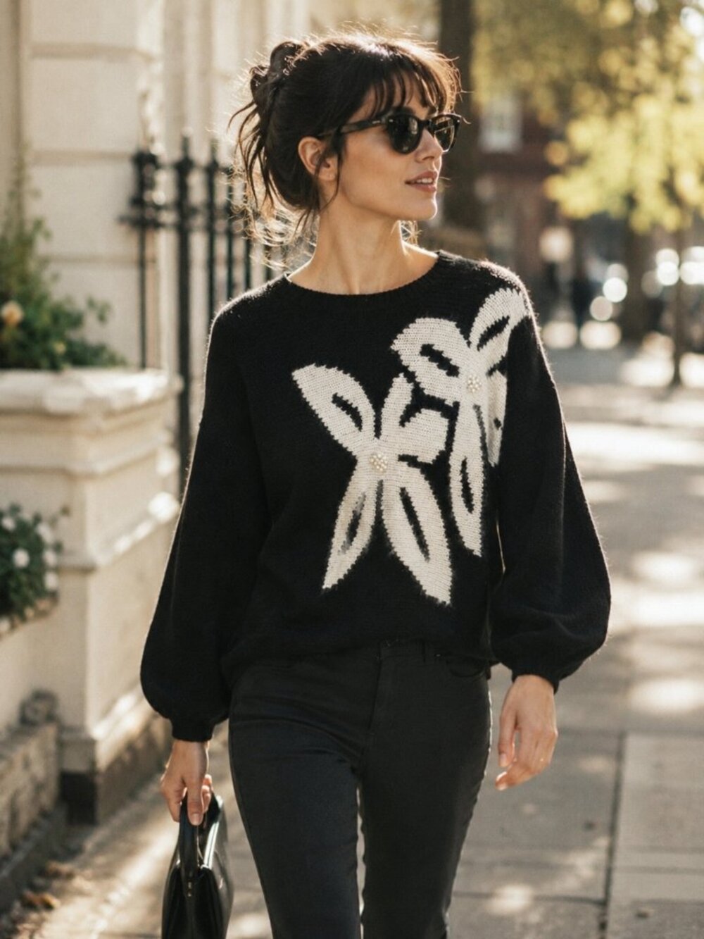 Castle Square Vintage Black & White Graphic Bow Flower Knit Sweater M